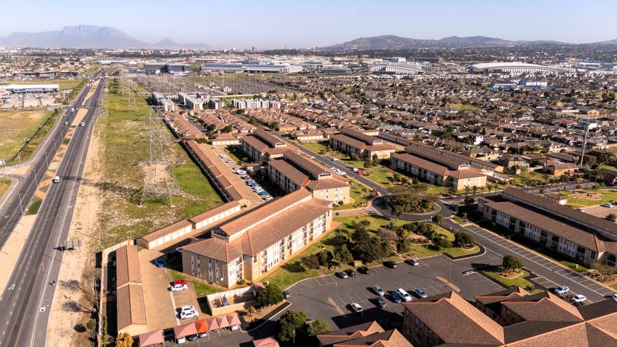 2 Bedroom Property for Sale in Burgundy Estate Western Cape